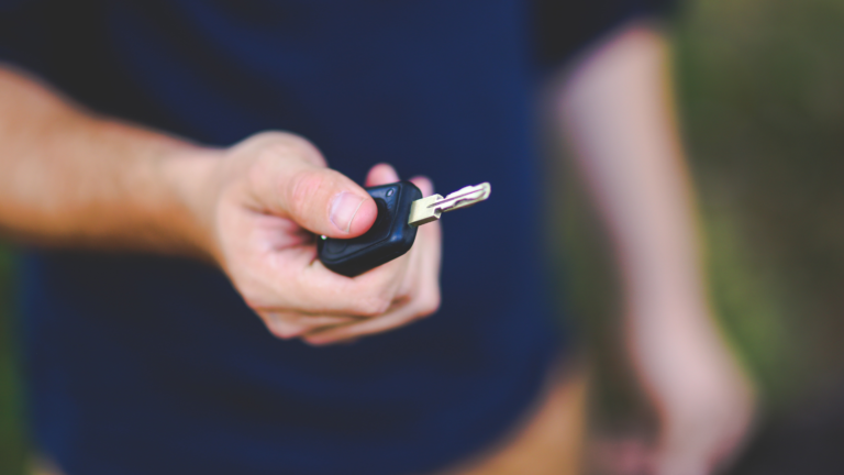 Restoring Mobility: Car Key Replacement in New Britain, CT